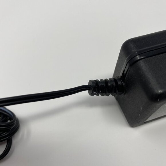 12V AC Adapter For ARRIS SURFboard SB8200 Cable Modem Power Supply Charger - Picture 4 of 7